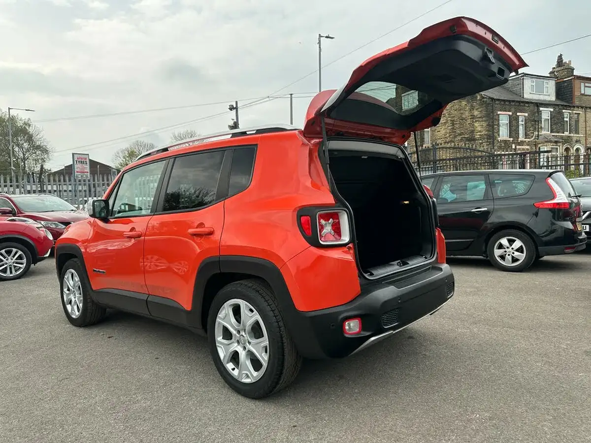 2015-jeep-renegade-16td-limited-big-18