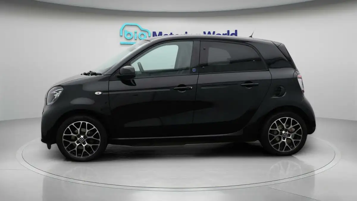 2021-smart-forfour-eq-exclusive-big-4