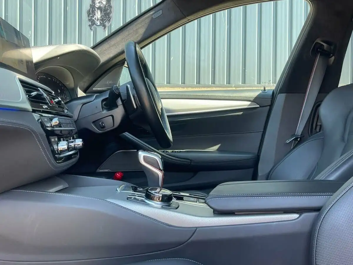 2020-bmw-5-series-44-m5-competition-625ps-big-30