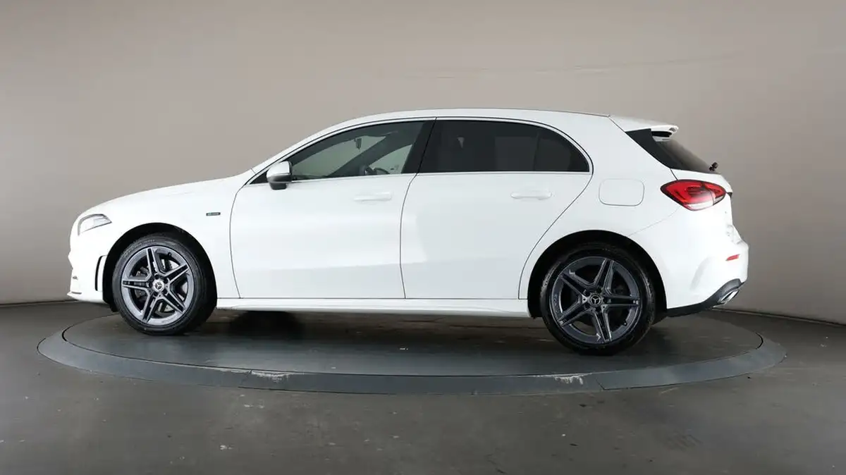 2020-mercedes-benz-a-class-13-a250e-amg-line-hatchback-5d-big-75