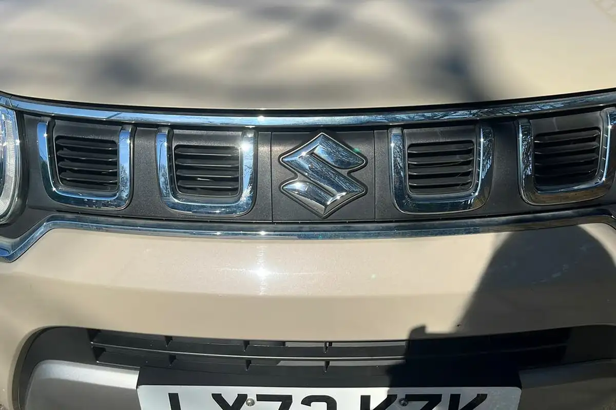2022-suzuki-ignis-12-dualjet-sz5-big-22