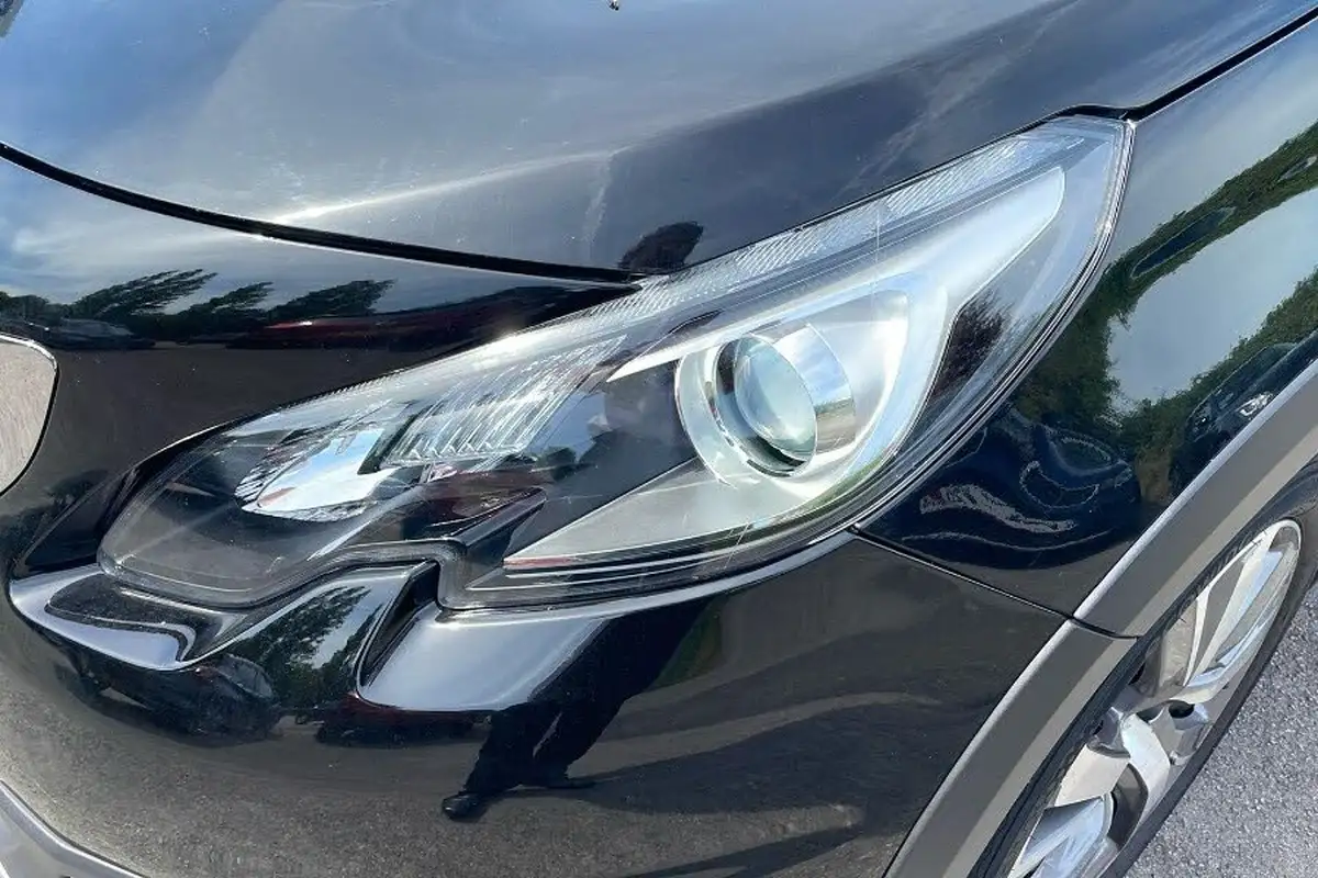 2019-peugeot-2008-suv-12-puretech-allure-premium-82bhp-big-17