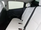 2022-tesla-model-y-e-long-range-small-5