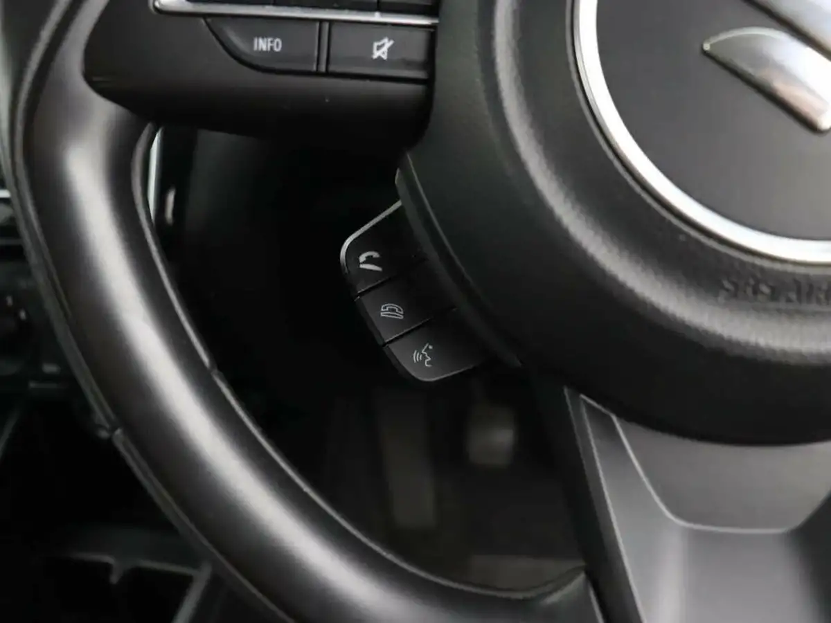 2020-suzuki-swift-12-dualjet-sz-t-90ps-1242cc-big-34