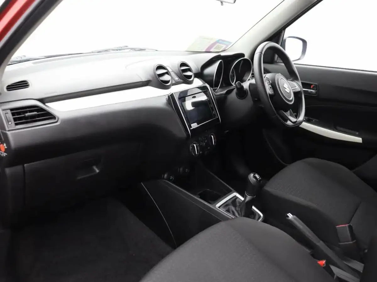 2020-suzuki-swift-12-dualjet-sz-t-90ps-1242cc-big-10