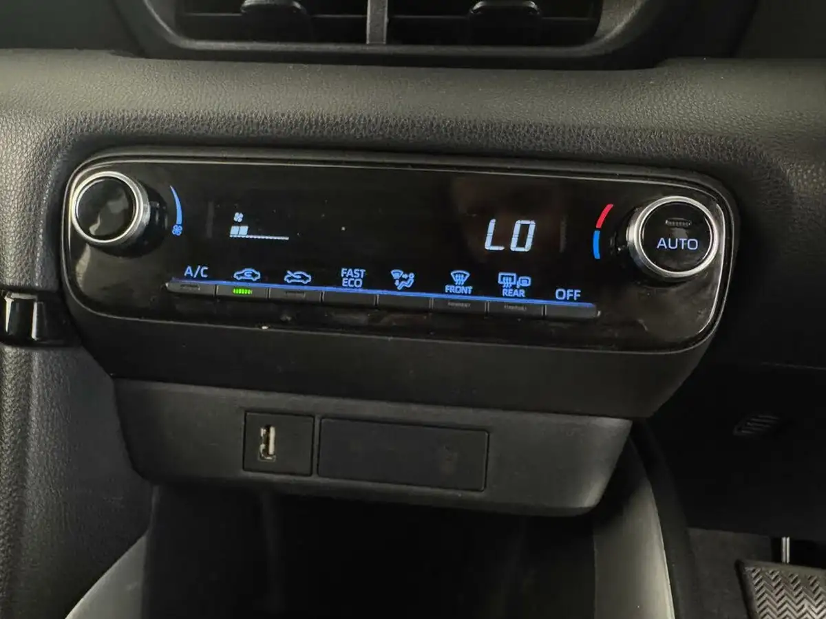 2022-toyota-yaris-15-vvt-i-design-big-19