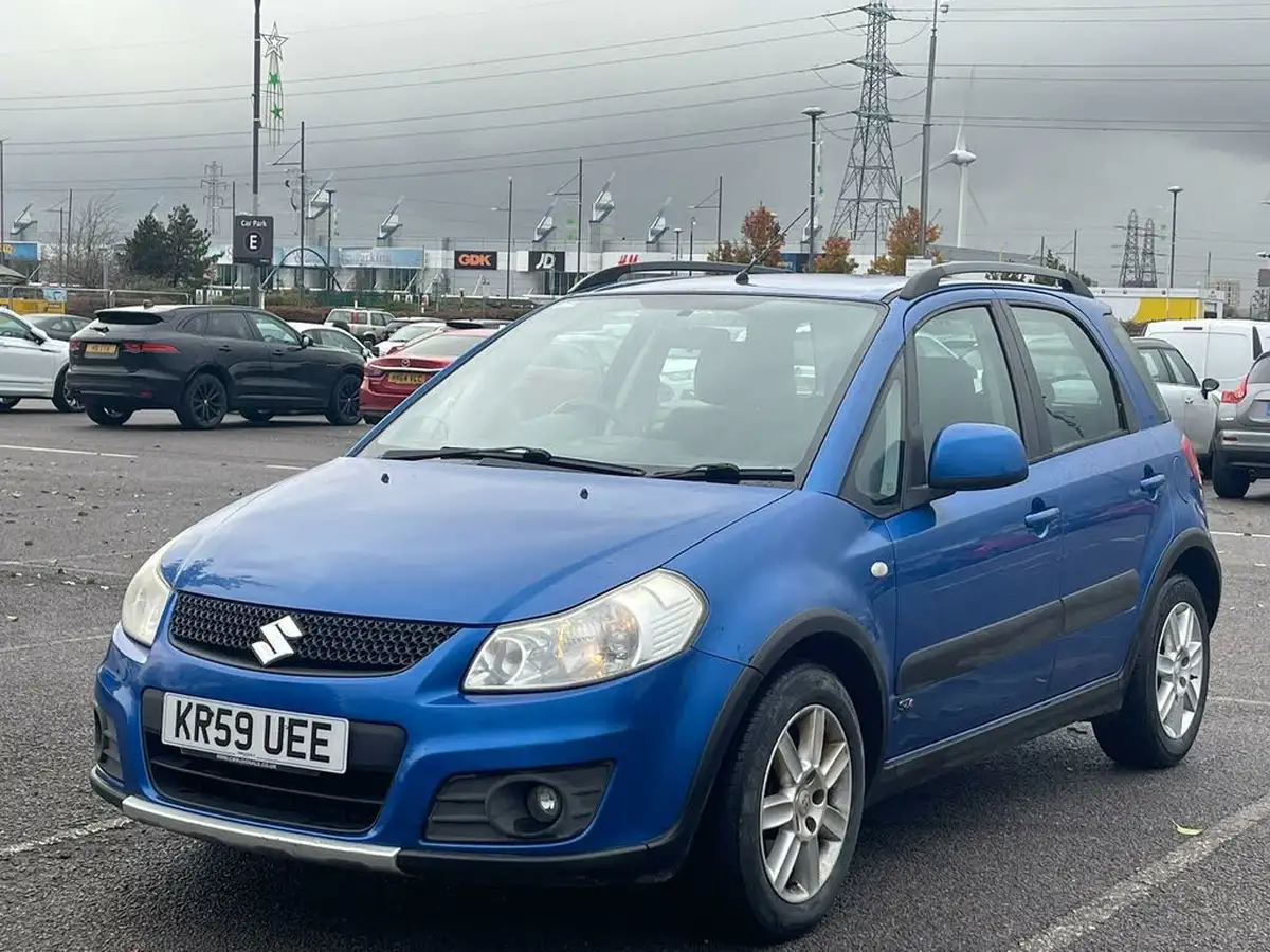 2009-suzuki-sx4-big-0