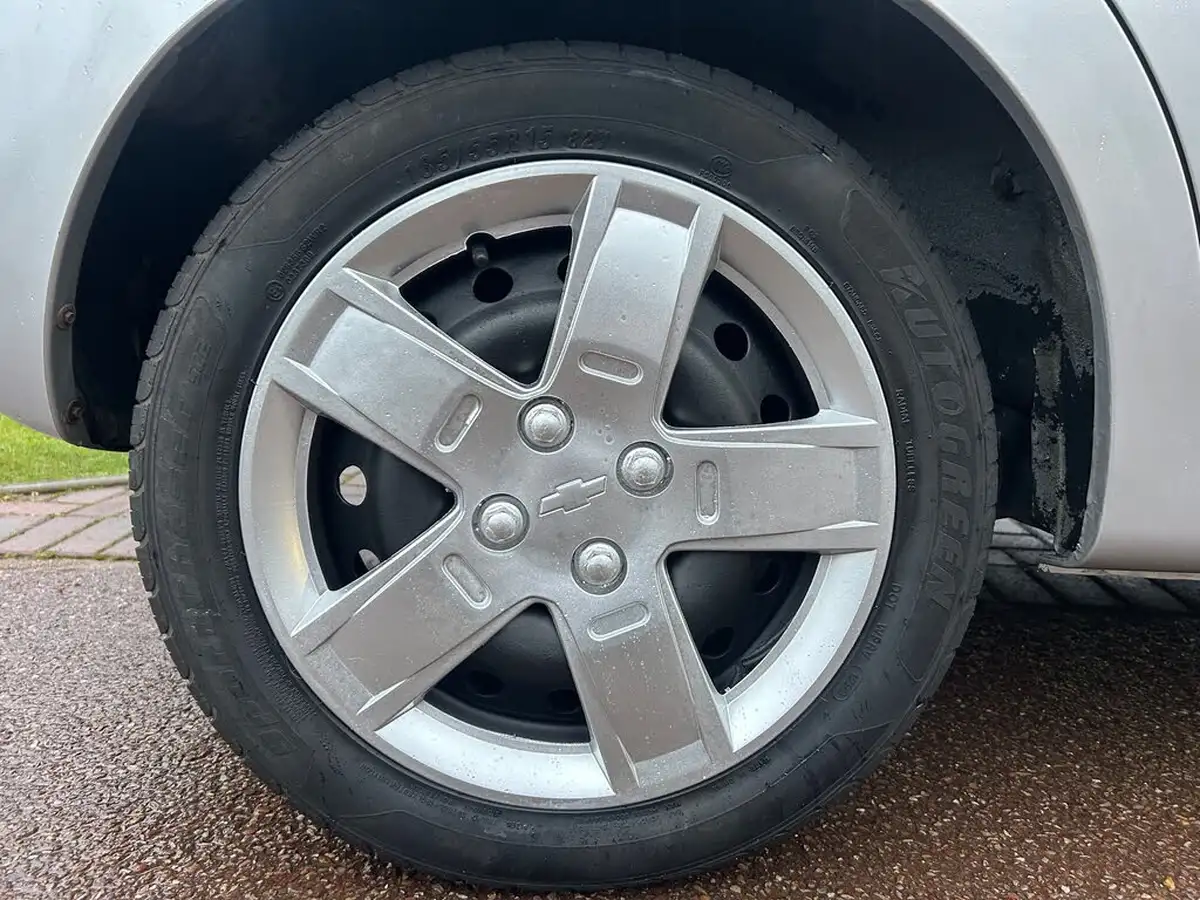 2008-chevrolet-kalos-12-se-big-33