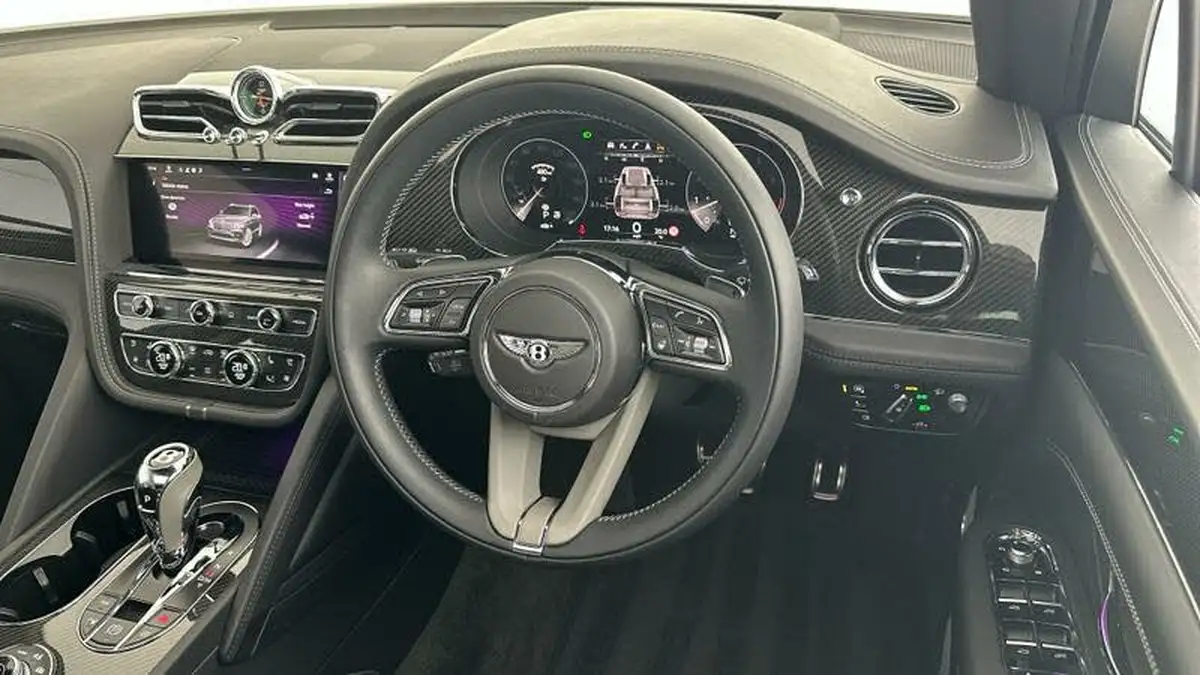 2025-bentley-bentayga-40-v8-extended-wheelbase-azure-big-27