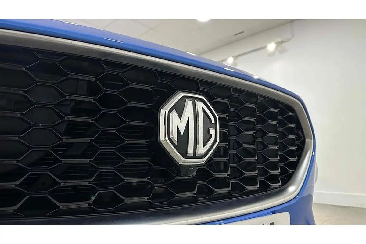 2021-mg-zs-suv-10t-gdi-excite-big-17