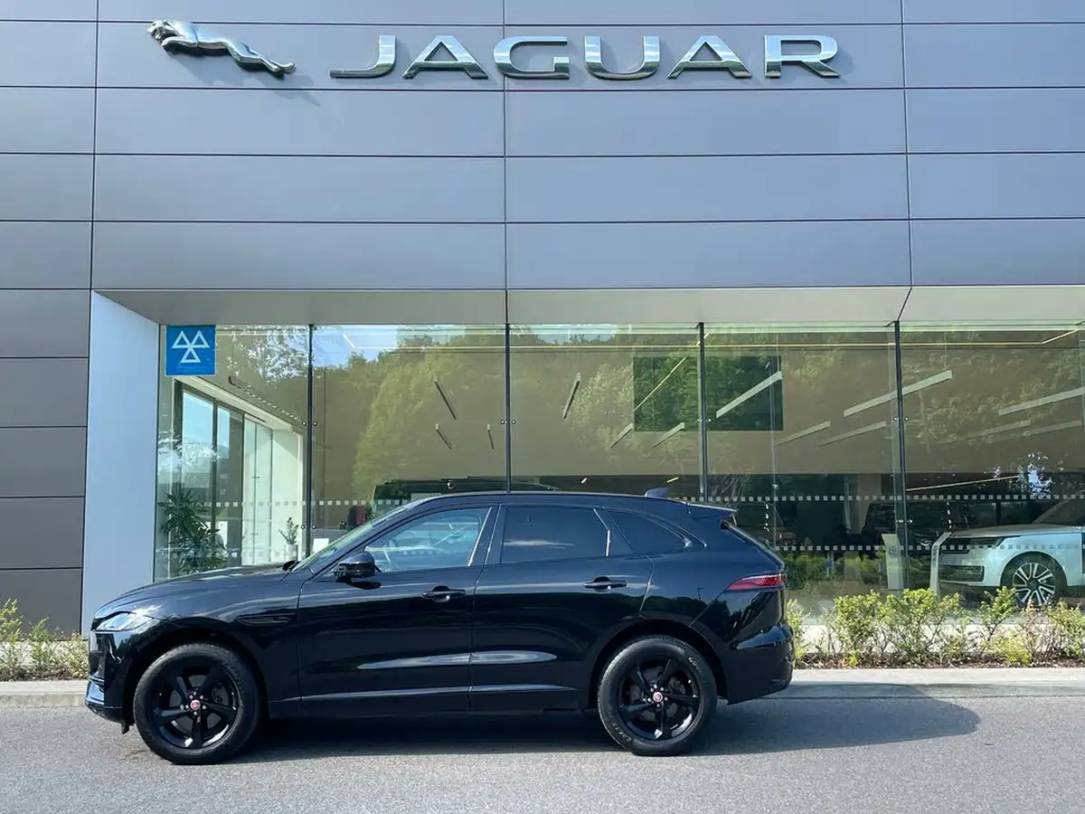 2021-jaguar-f-pace-20-d200-s-mhev-big-12