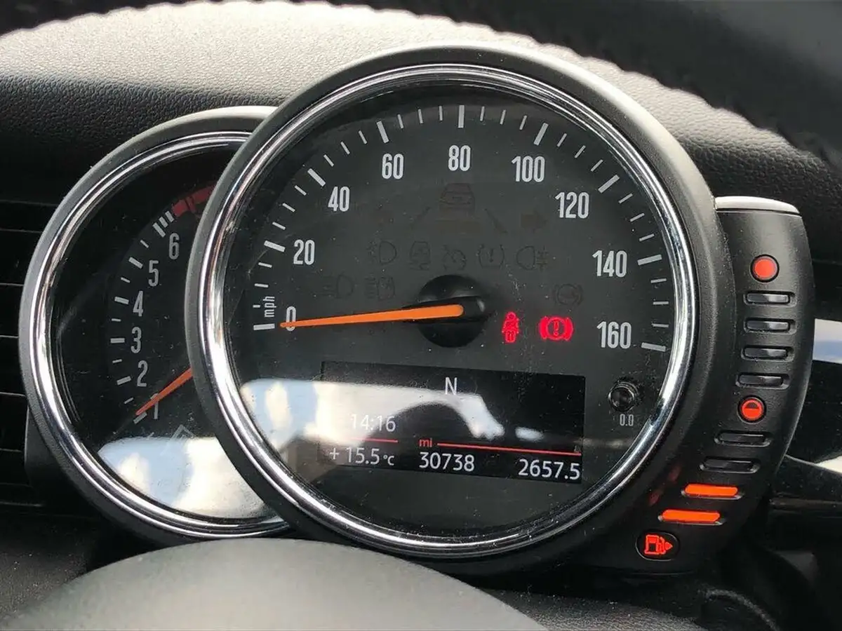 2016-mini-cooper-15-cooper-ss-convertible-2d-big-17