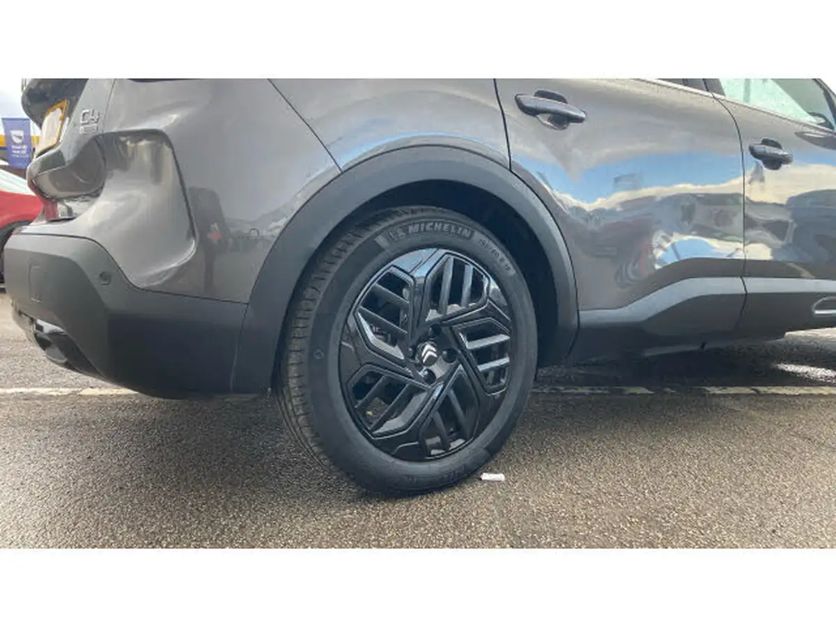 2024-citroen-c4-e-e-series-156ps-54kwh-big-6