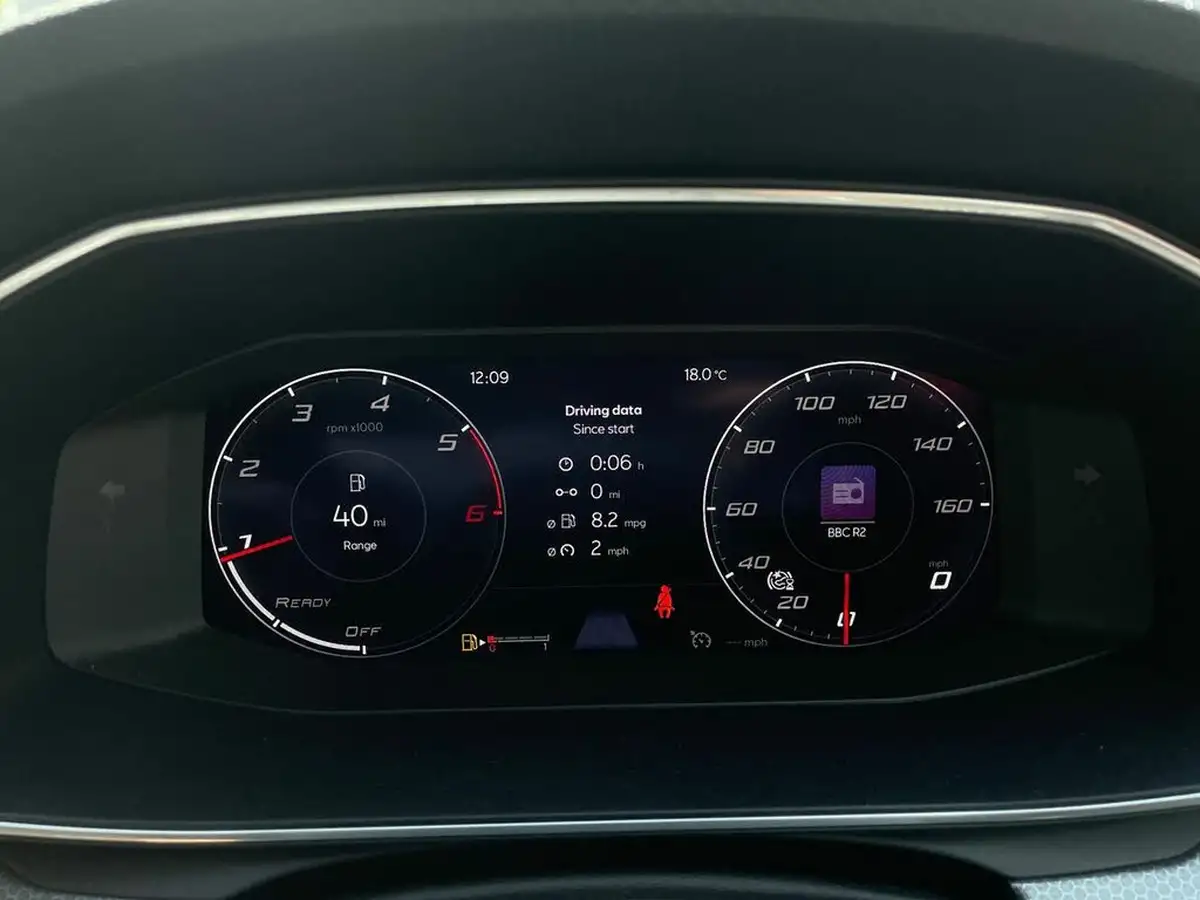 2020-seat-leon-20tdi-se-dynamic-115ps-hatchback-big-13