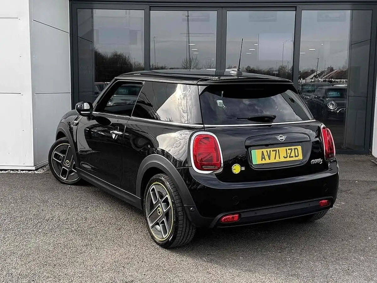 2021-mini-cooper-e-cooper-s-2-big-15