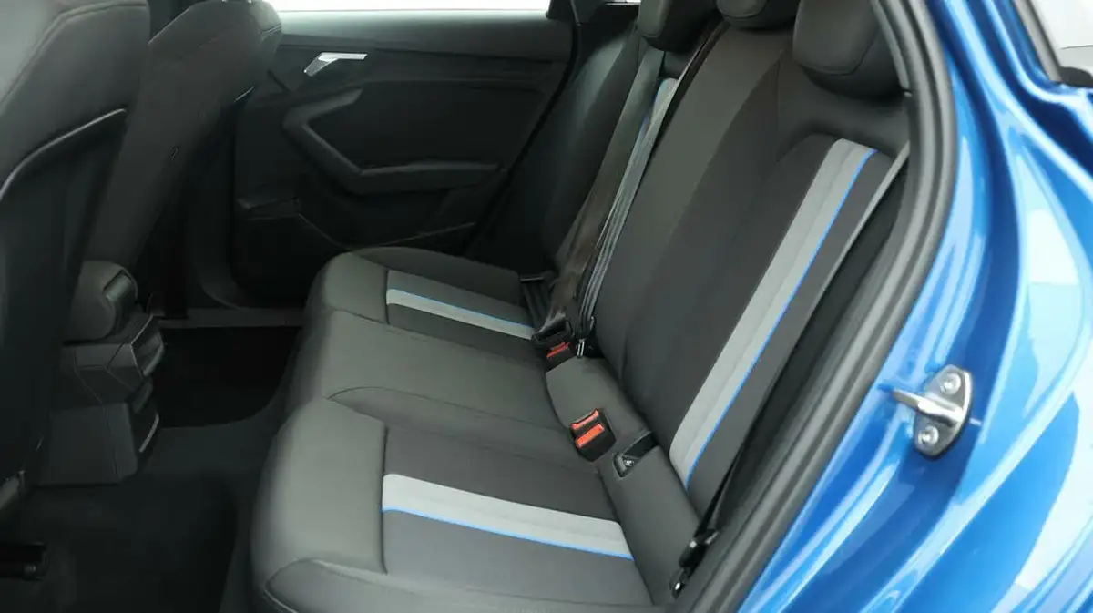 2021-audi-a3-20-30-tdi-technik-big-15