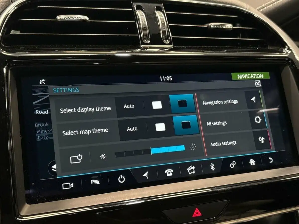 2020-jaguar-xe-20d-r-dynamic-s-big-53