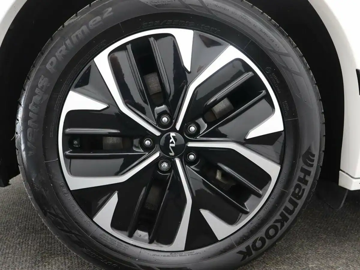 2021-kia-ev6-e-gt-line-225bhp-heat-pump-big-16