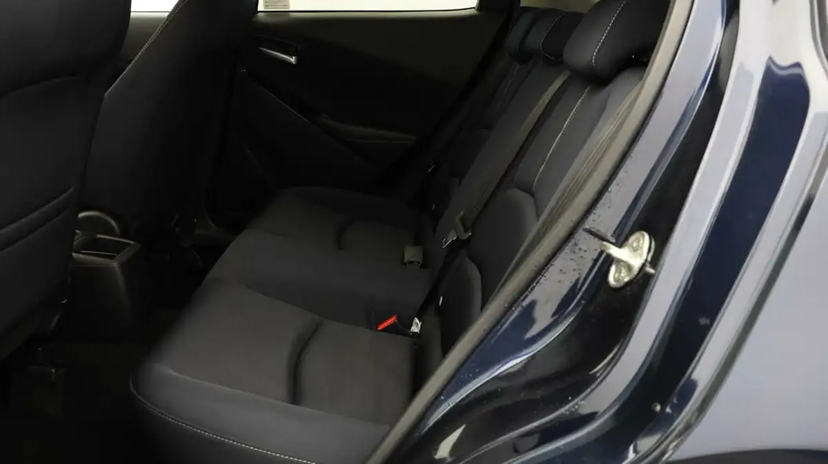 2021-mazda-mazda2-15-skyactiv-g-sport-big-15