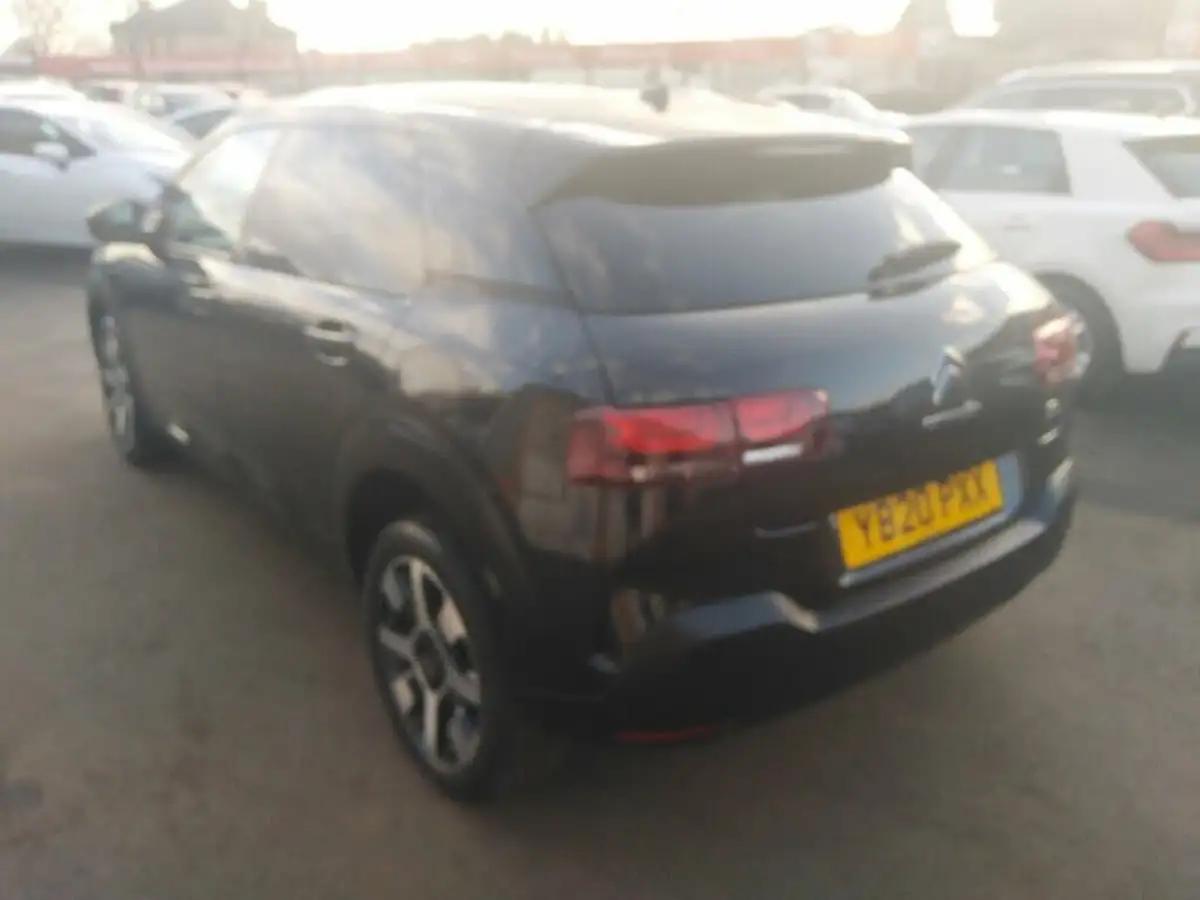 2020-citroen-c4-cactus-12-puretech-flair-110ps-big-3