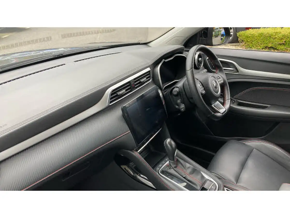 2020-mg-zs-suv-10t-gdi-exclusive-111ps-big-8