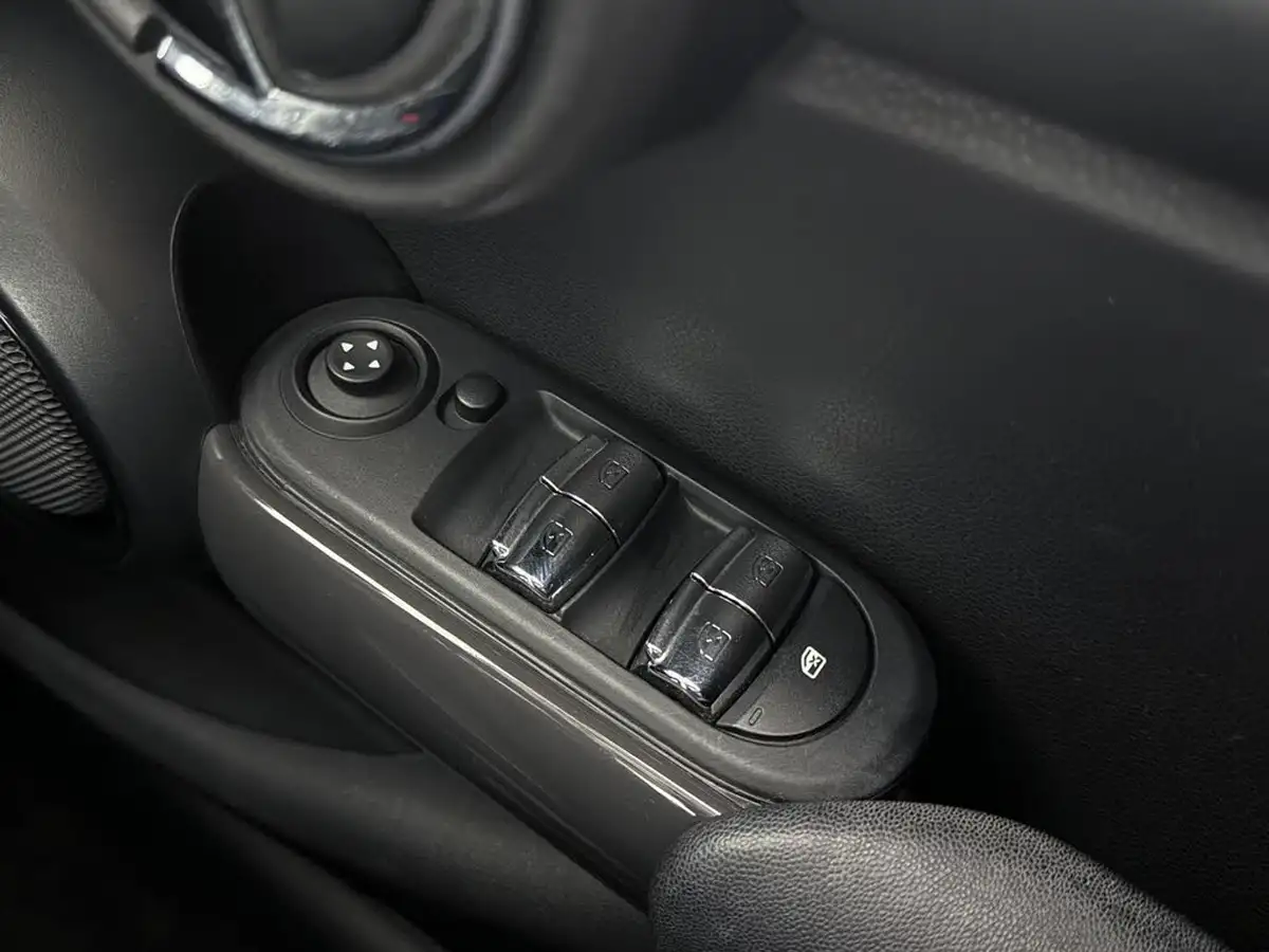 2018-mini-cooper-15-cooper-series-ii-ss-hatchback-5d-big-24