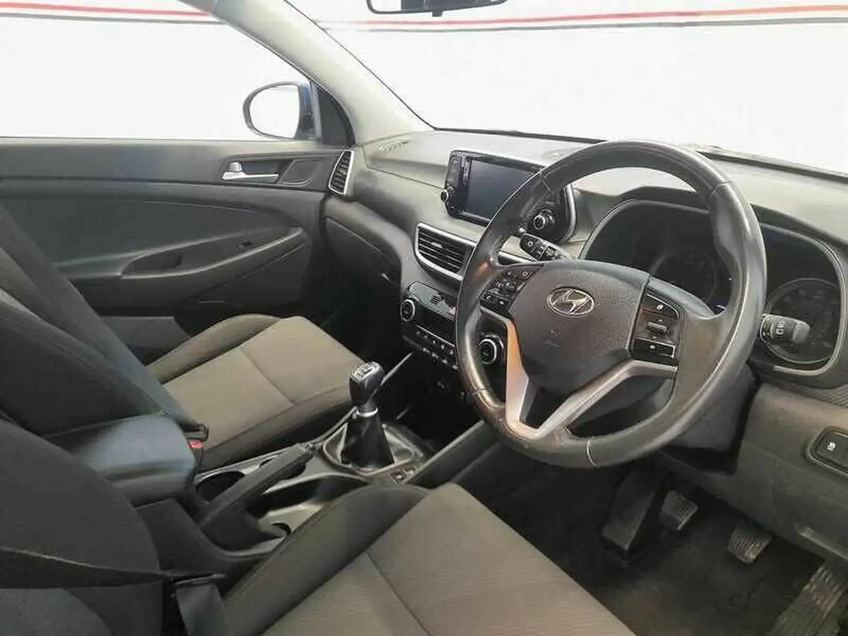 2019-hyundai-tucson-16-gdi-s-connect-big-9