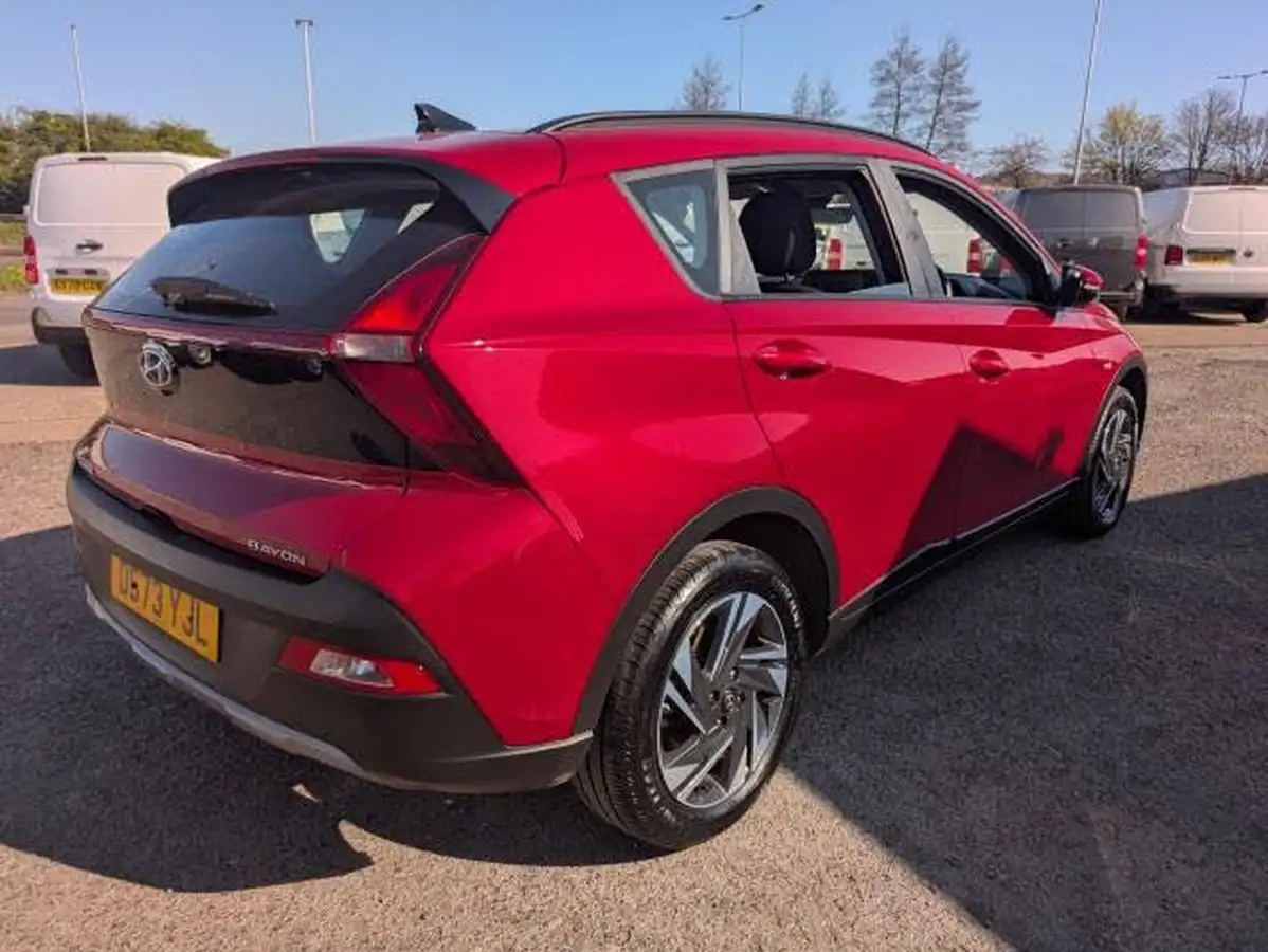 2023-hyundai-bayon-10-t-gdi-se-connect-dct-big-9