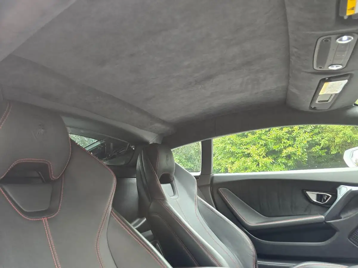 2015-lamborghini-huracan-52-lp-610-4-4wd-coupe-big-32