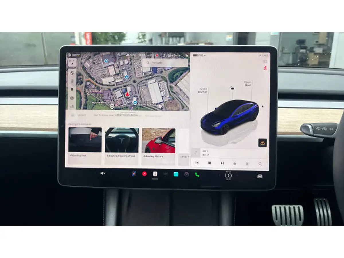 2022-tesla-model-3-e-performance-big-27