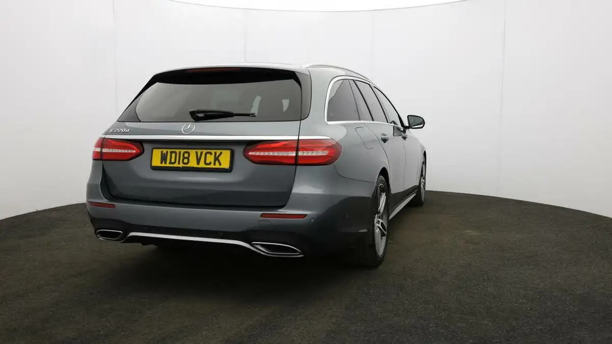 2018-mercedes-benz-e-class-20d-e220d-amg-line-ss-estate-5d-big-61