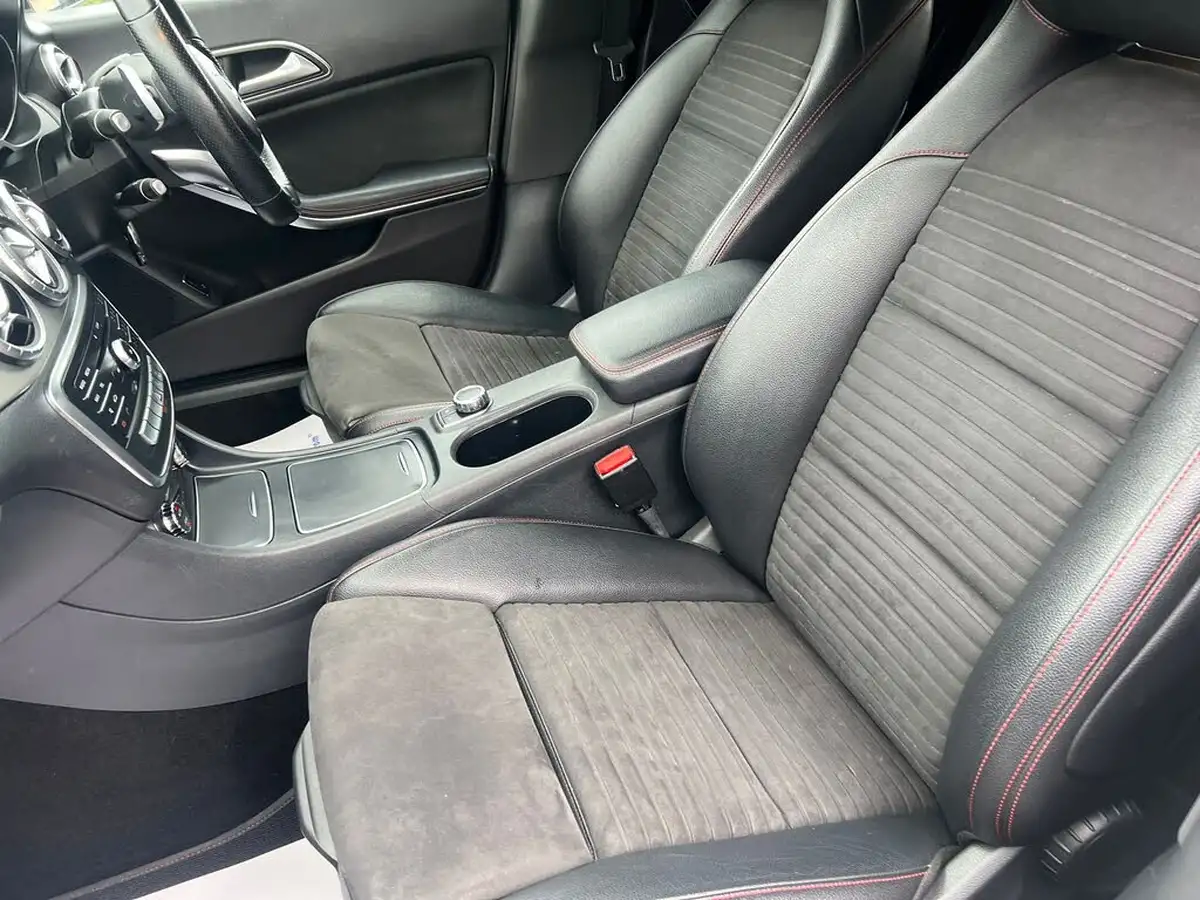 2017-mercedes-benz-cla-16-cla-180-amg-line-coupe-4d-7g-dct-big-33