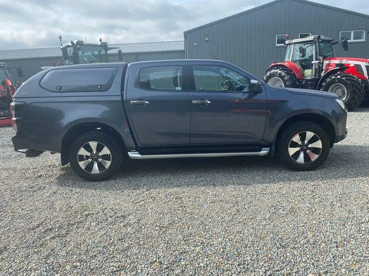 2021-isuzu-d-max-19td-dl40-big-2