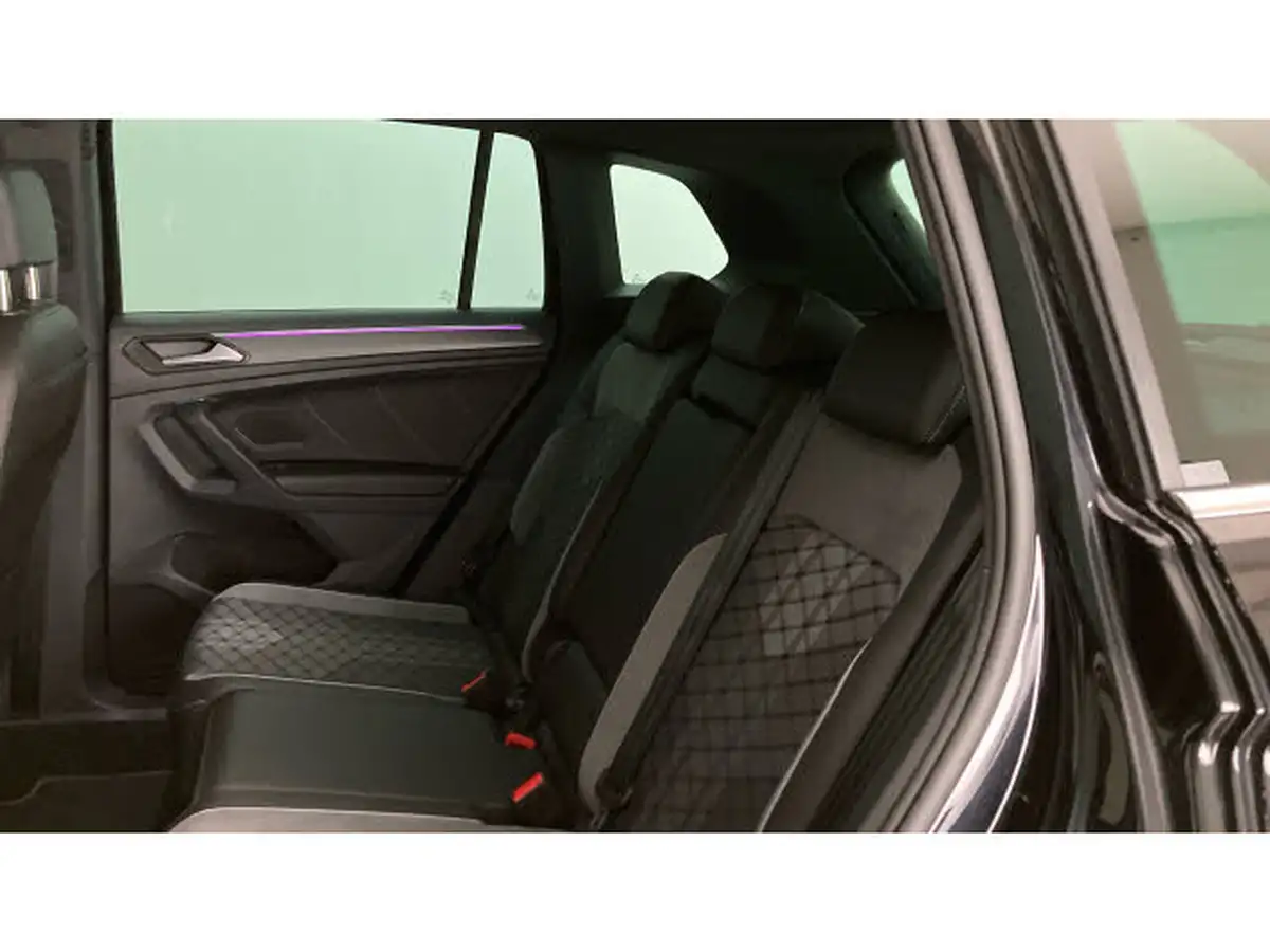 2023-volkswagen-tiguan-15-tsi-r-line-edition-big-15