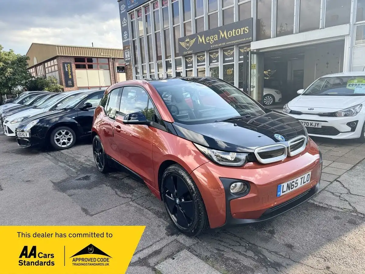 2015-bmw-i3-e-big-0
