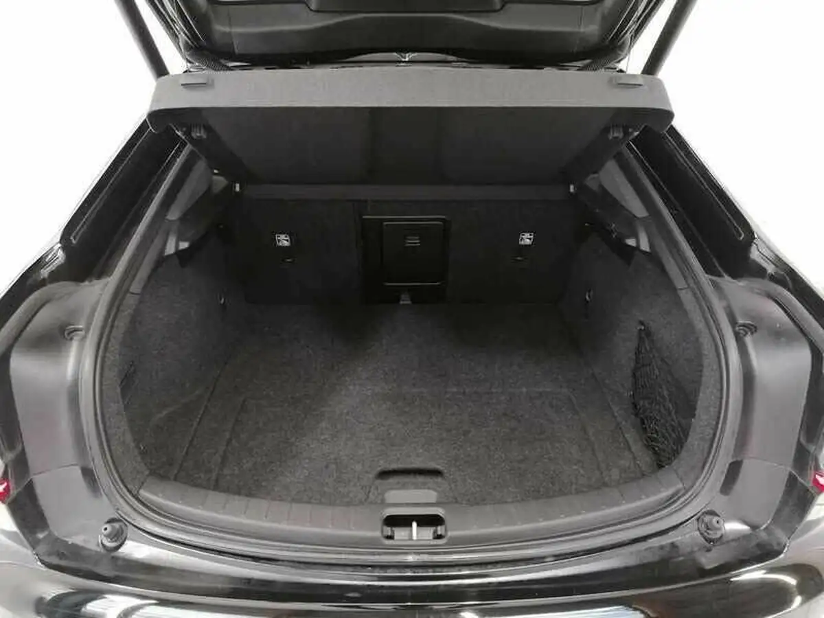 2020-polestar-polestar-2-e-ps2-big-7