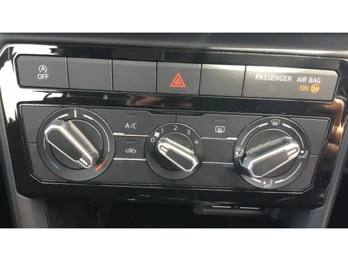 2019-volkswagen-t-cross-10-tsi-se-115ps-big-25