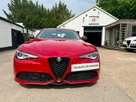 2017-alfa-romeo-giulia-20-veloce-small-2