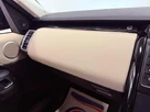 2017-land-rover-discovery-20sd4-se-240ps-awd-station-wagon-5d-auto-small-11