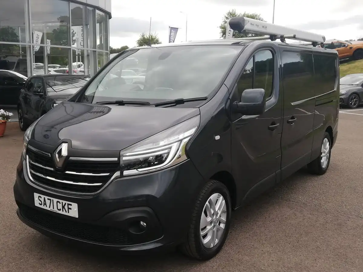 2021-renault-trafic-20dci-ll30-energy-145-sport-panel-big-6