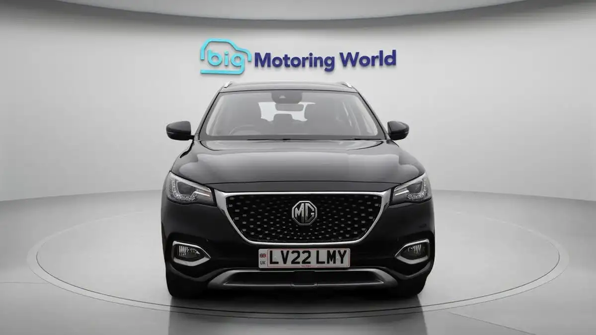 2022-mg-hs-15t-gdi-excite-162ps-big-2