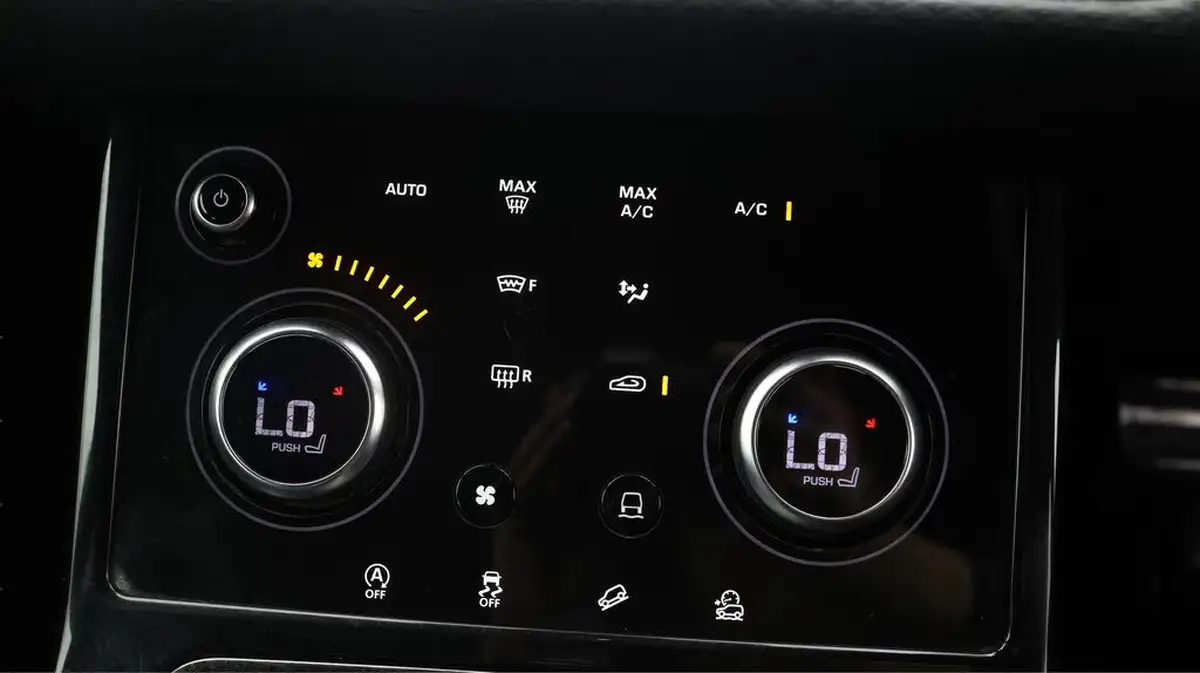 2021-land-rover-range-rover-evoque-20-d200-r-dynamic-s-big-12
