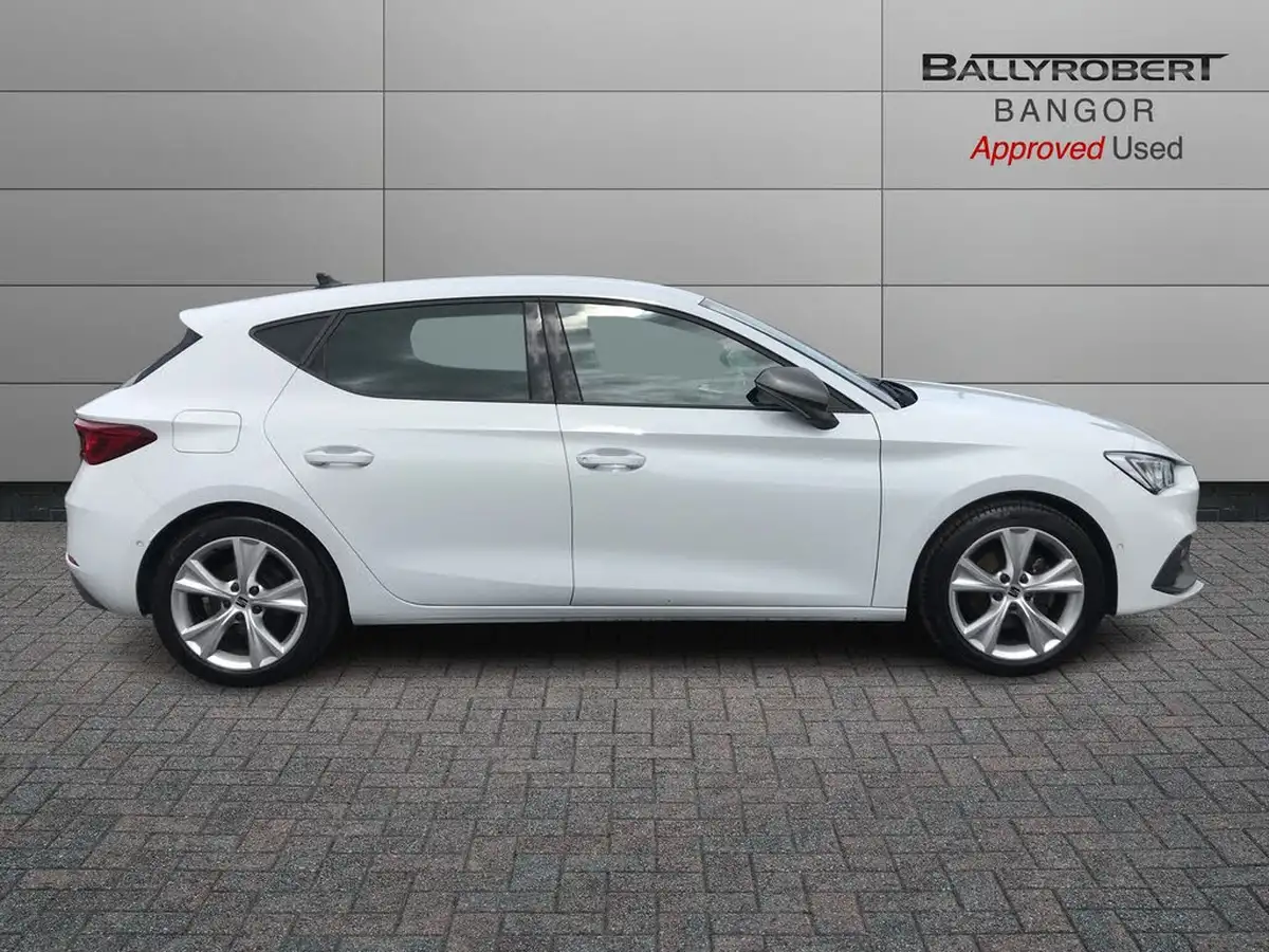 2022-seat-leon-10-tsi-evo-fr-hatchback-big-8