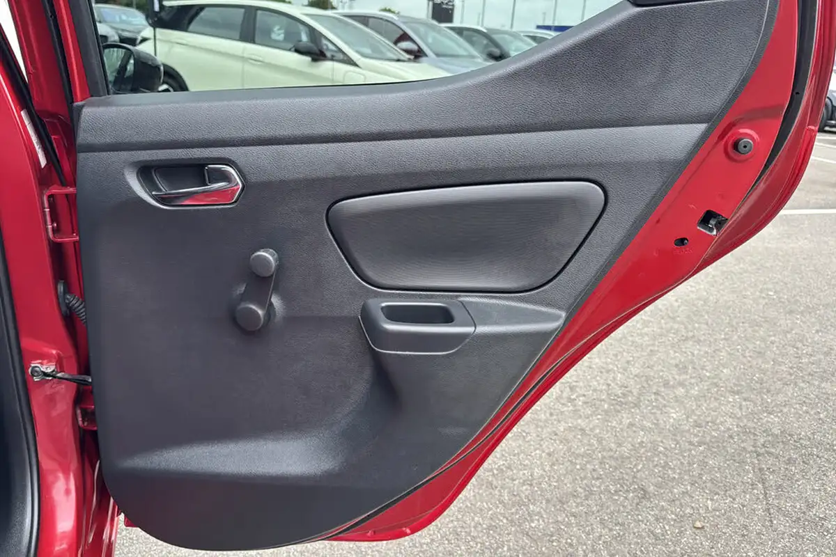2017-nissan-micra-09-ig-t-tekna-big-29