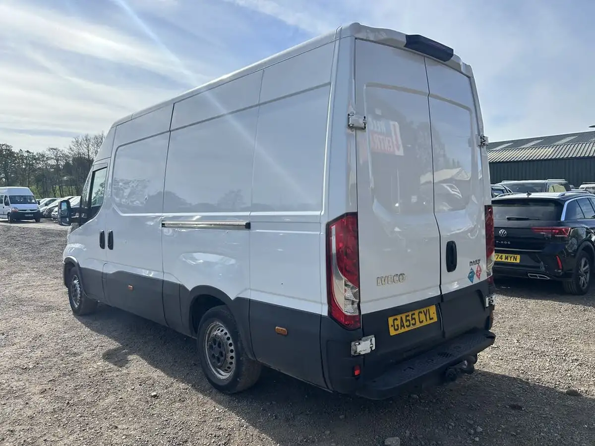2021-iveco-daily-s-class-23td-35s14v-business-3520mm-h2-136pseu6dt-big-15