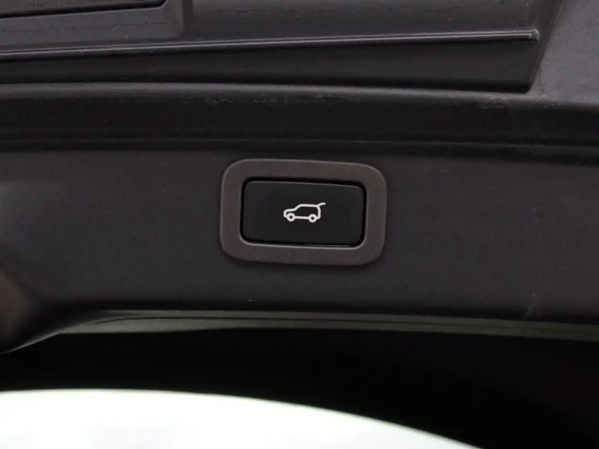 2021-jaguar-i-pace-ev400-hse-big-44