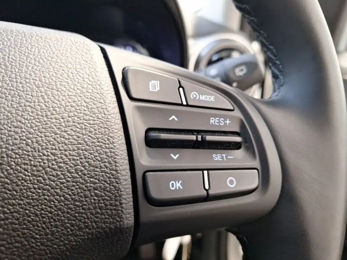 2021-hyundai-i10-12-premium-84ps-1197cc-auto-big-16