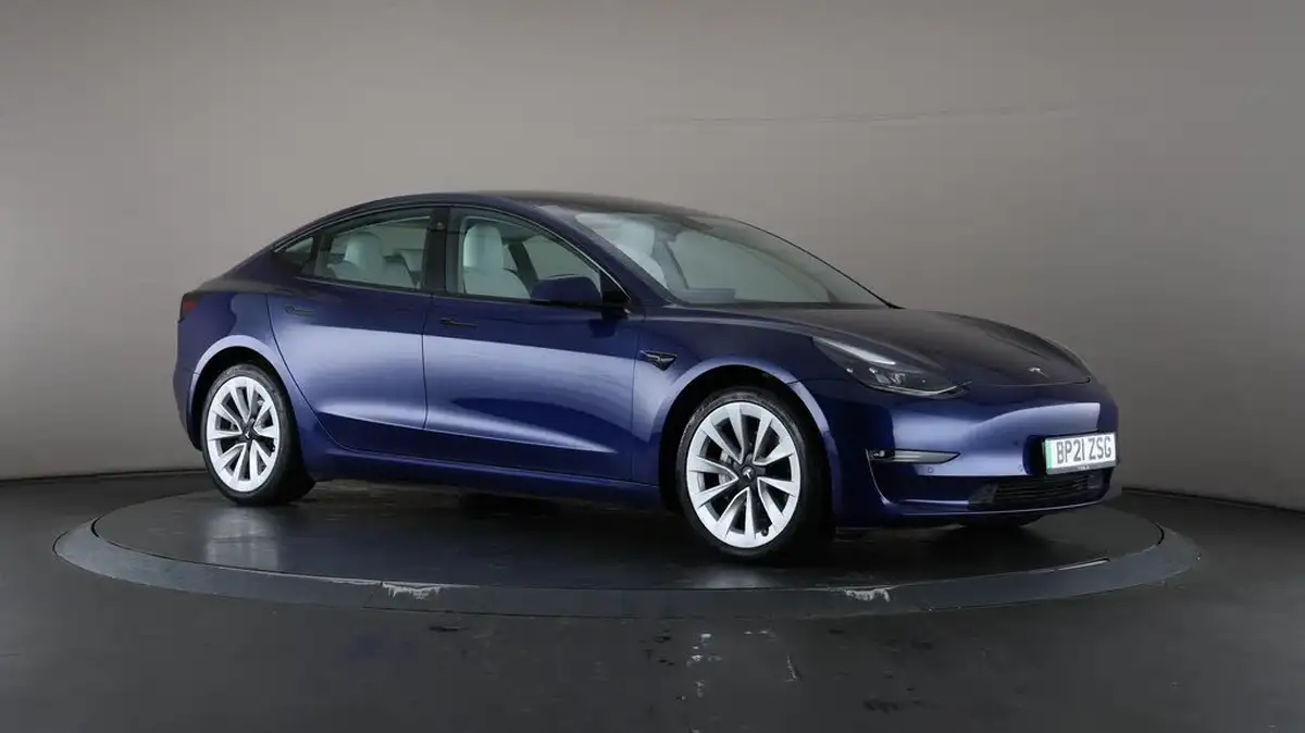 2021-tesla-model-3-e-long-range-4x4-big-54