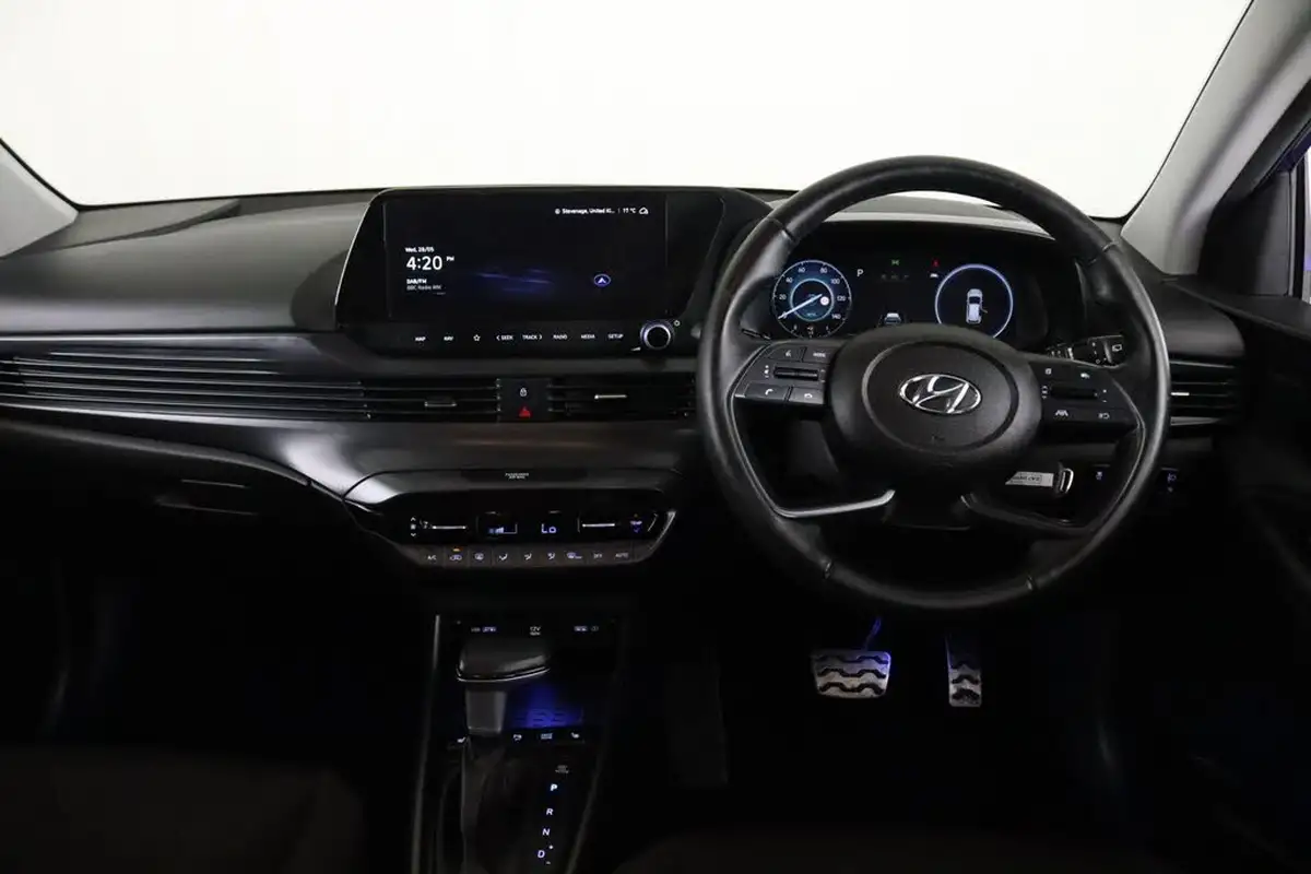 2023-hyundai-bayon-10-t-gdi-premium-100ps-dct-big-15