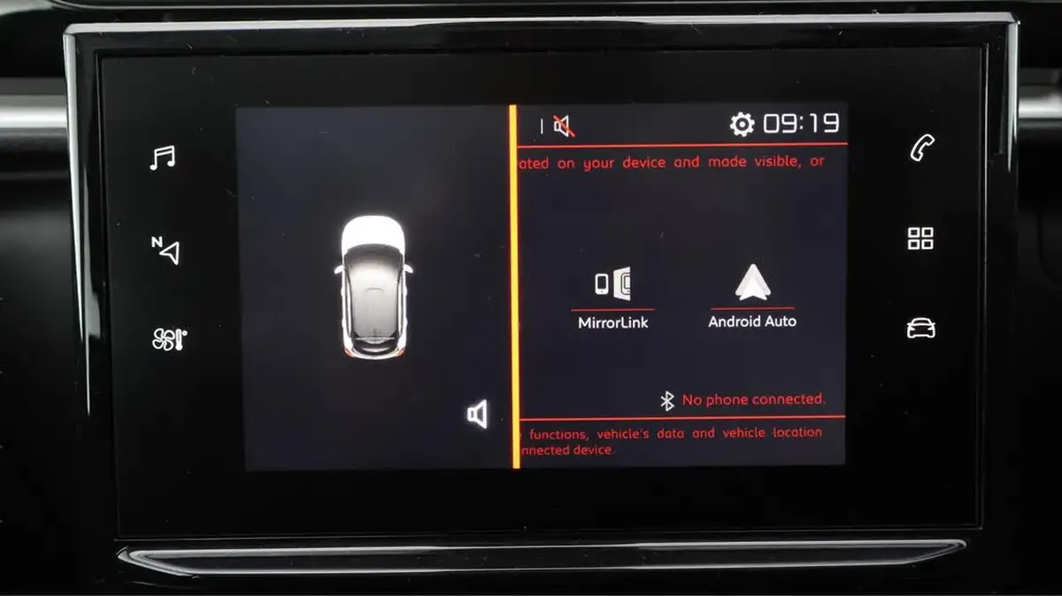 2020-citroen-c3-12-puretech-flair-83ps-big-24